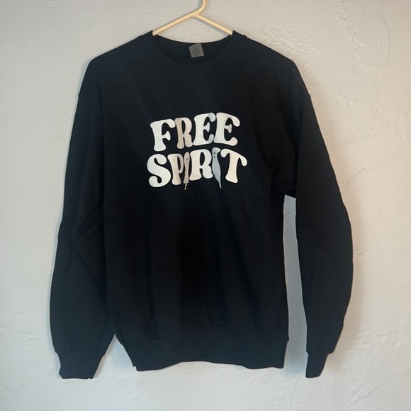Free Spirit Crew Neck - Picture 2 of 2